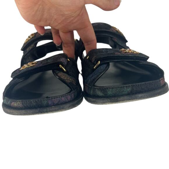 Chanel 2021 Floral CC Denim Quilted Dad Sandals - Picture 9 of 16